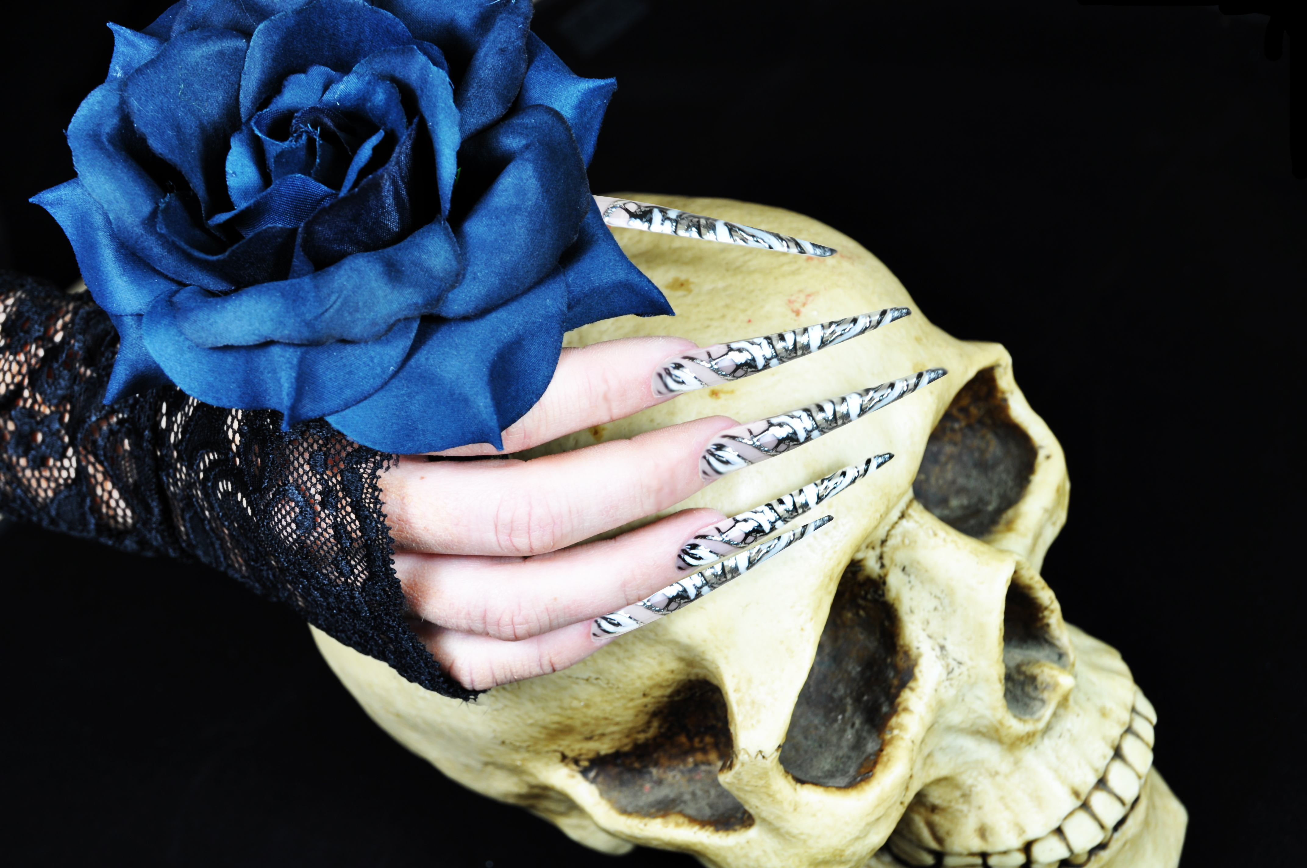 Gothic Nails Black and White Gotick by CNI