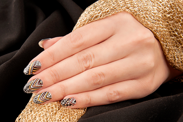 CNI Nail Art by Elena Morozova CNI, CNI Schulungszentrum, Elena Morozova, Nails, Nagelkosmetik, Nageldesign, Nail Art, Nail-Schulung, Step by Step, Tribal